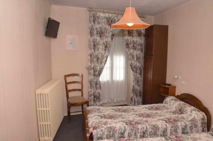 Hotel Du Commerce Пон-де-Во Экстерьер фото